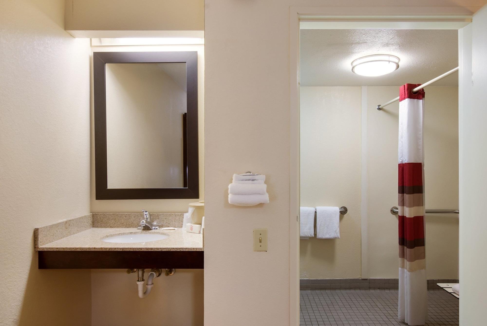 Red Roof Inn Grand Rapids Airport Cascade Εξωτερικό φωτογραφία