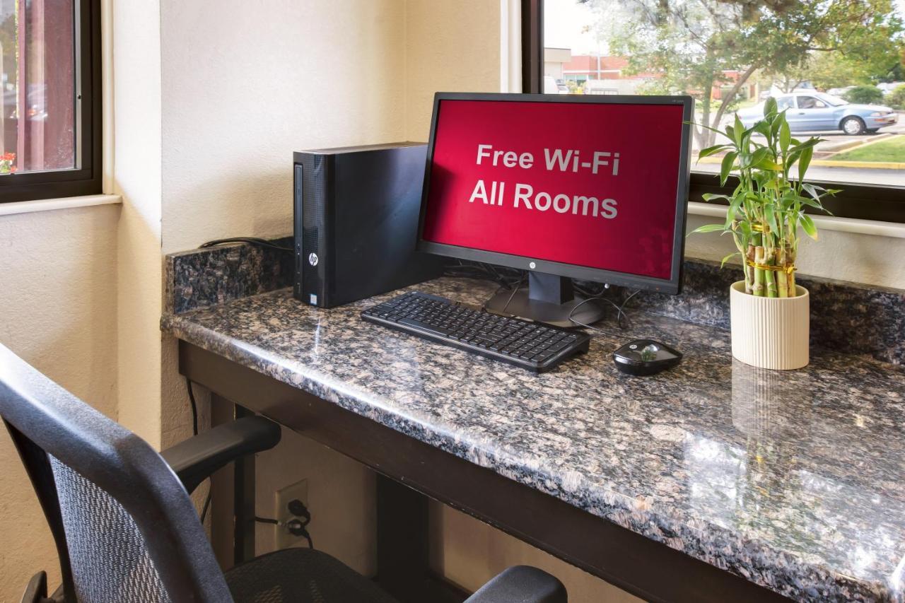 Red Roof Inn Grand Rapids Airport Cascade Εξωτερικό φωτογραφία