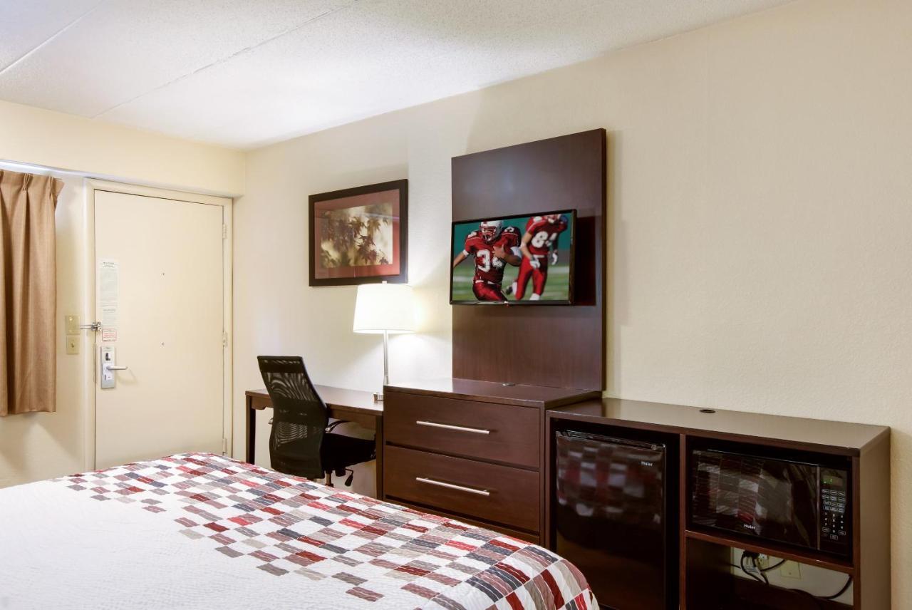 Red Roof Inn Grand Rapids Airport Cascade Εξωτερικό φωτογραφία